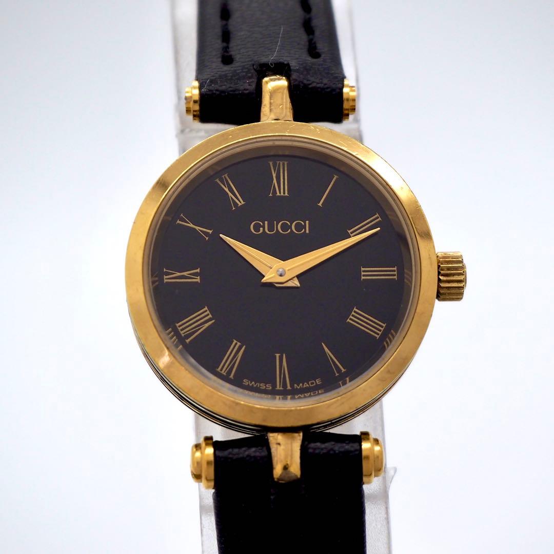 446 稼働 GUCCI 時計　レディース　サイドライン　ブラック　ローマン文字