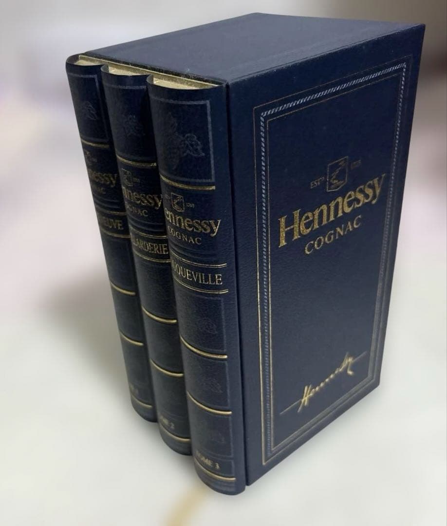 ジャッキー ヘネシー Hennessy ブック型 青箱 700ml 古酒