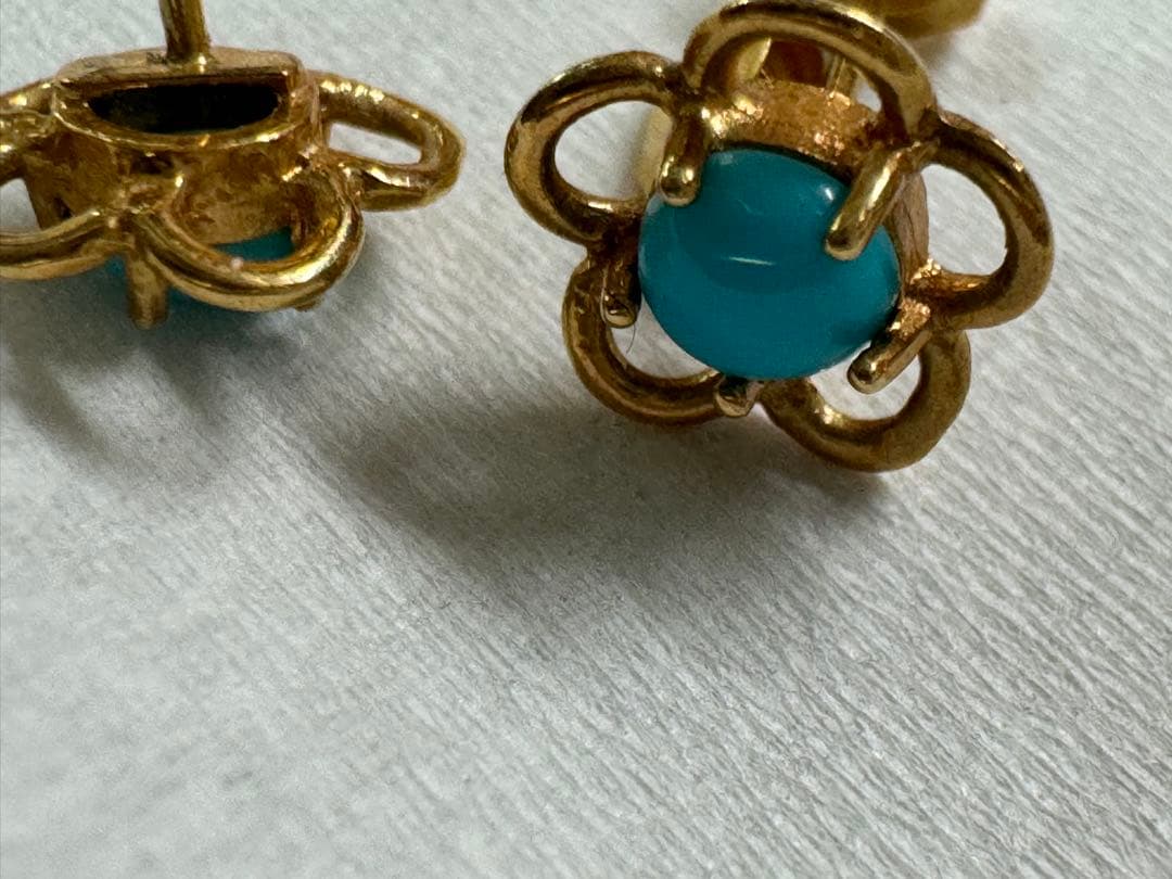 K18 ピアス　1.12g 貴金属　金　フラワー