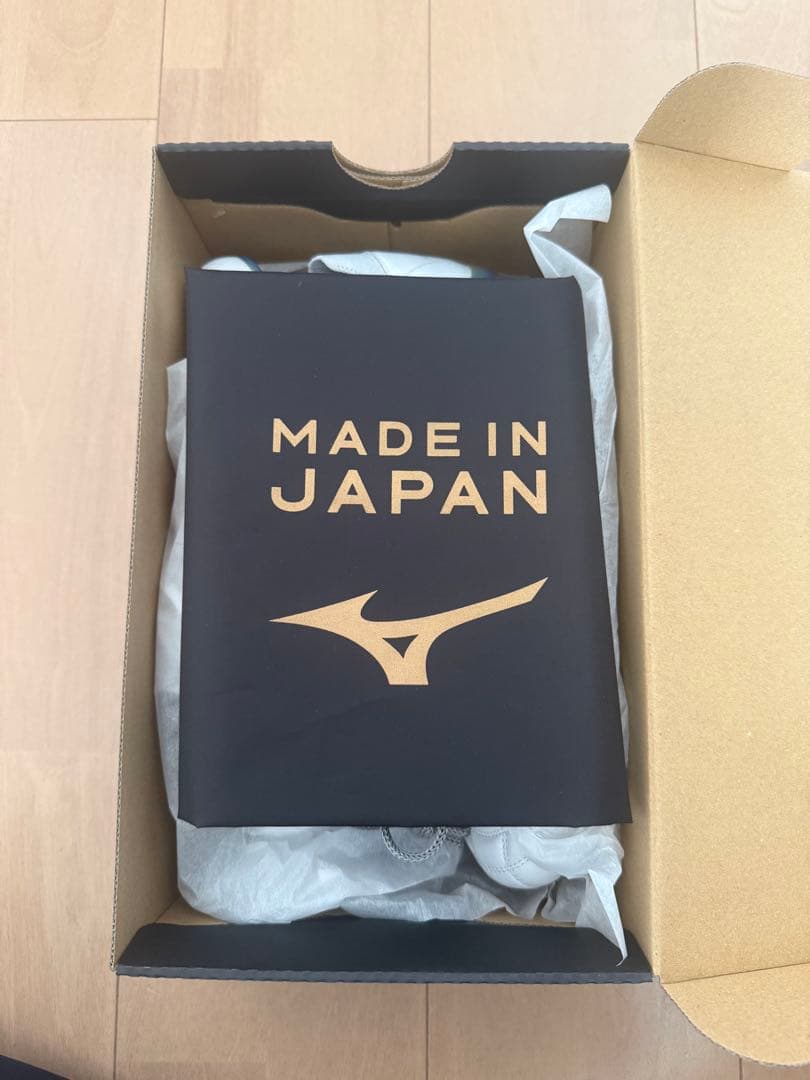 ミズノ モレリア NEO 3 β JAPAN(ホワイト×ブルー)限定足