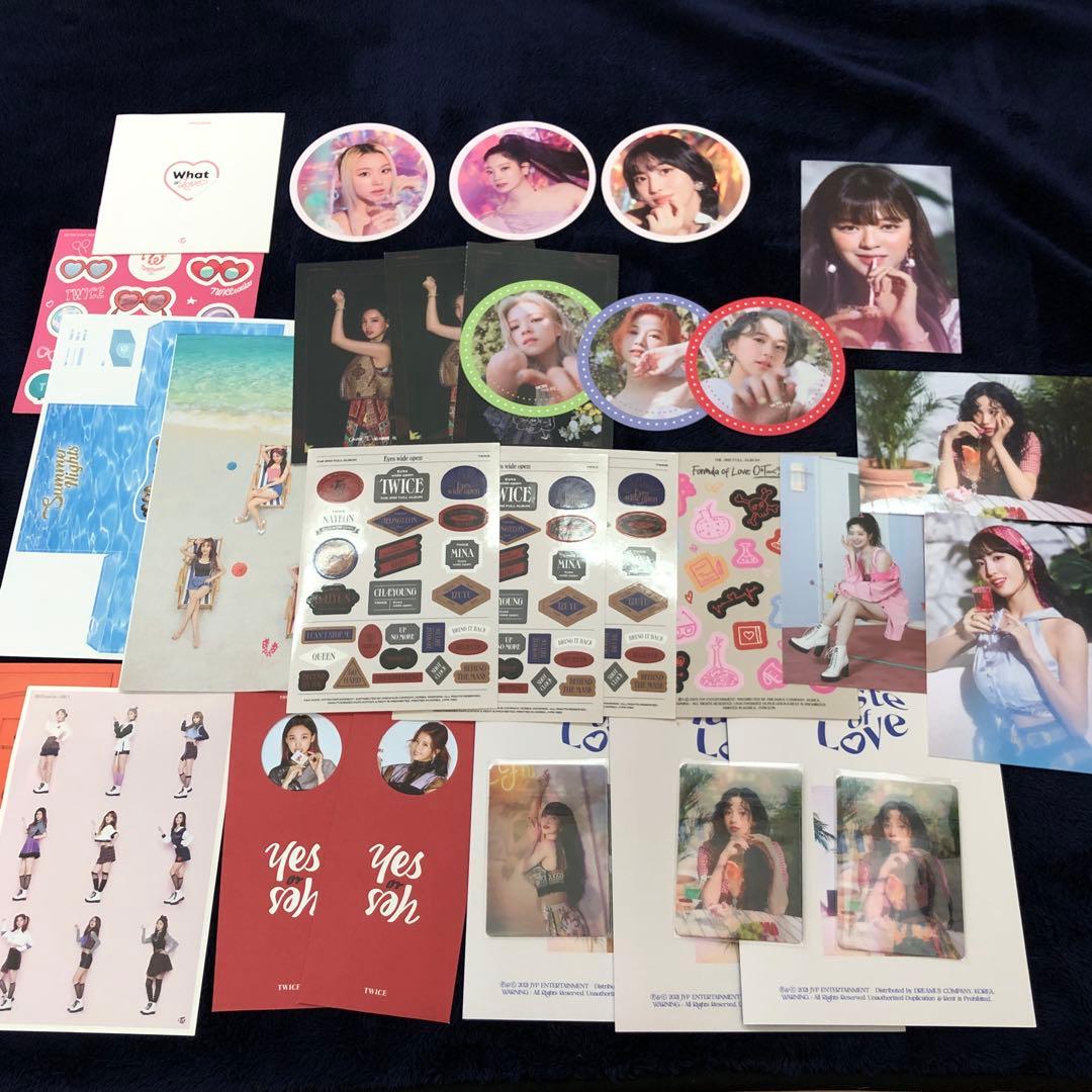 TWICE アルバムまとめ売り 豪華特典 トレカ 初回特典 美品 CD レア
