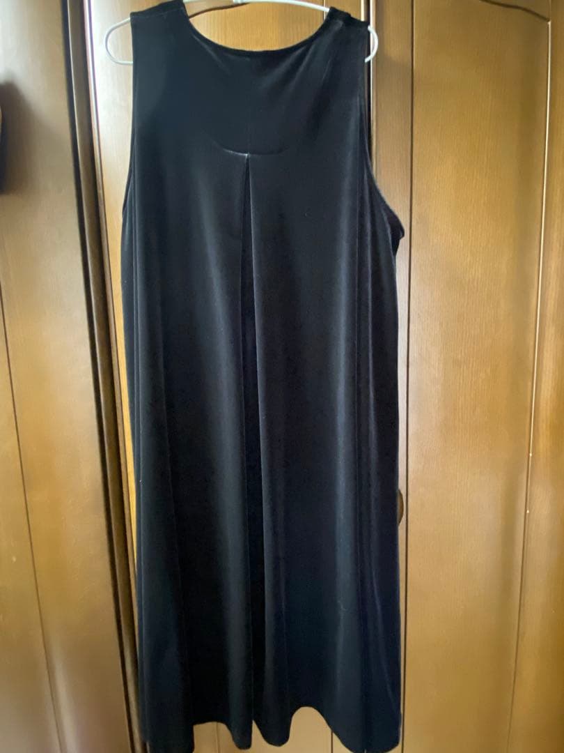 foufou ベロアワンピース