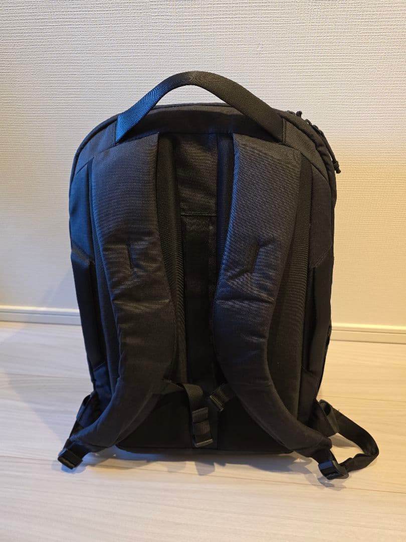 エレコム MNL CITY PACK BM-MNLBP01BK