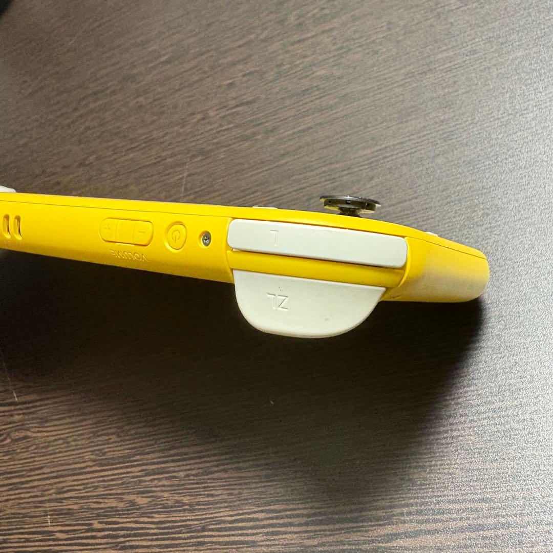 Switch Light 本体　カバー付　スイッチ ライト イエロー　ジャンク品