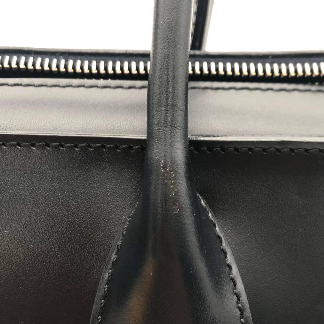 R トッズ　TOD'S ブラック レザートートバッグ バッグ　レディース