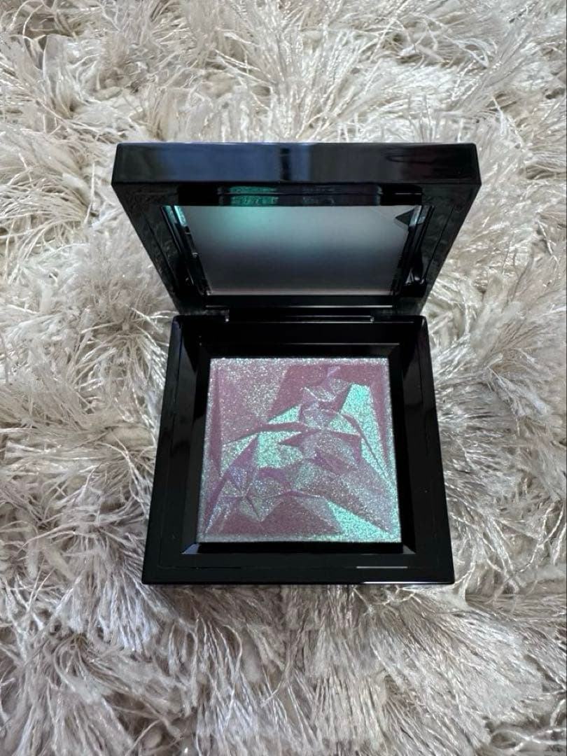 シュウウエムラ クラッシュド ジェム クポ！パープル⸜❤︎⸝‍