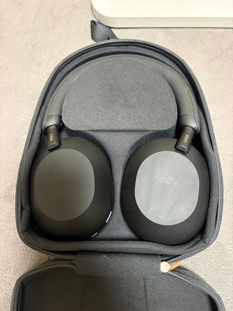 SONY ワイヤレスヘッドホン WH-1000XM5