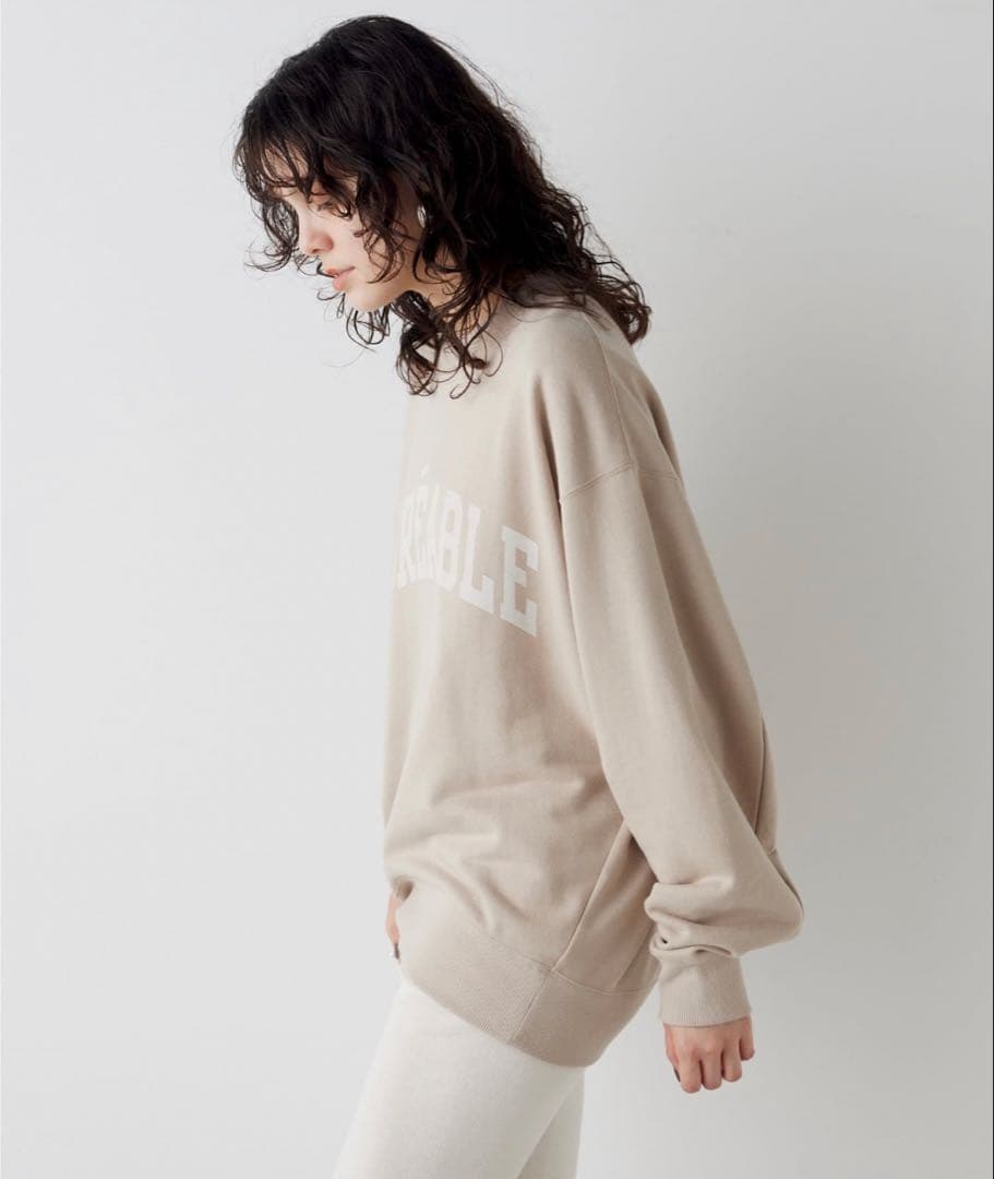 2025美品❣️完売品❣️Whim Gazette ＊ロゴスウェットプルオーバー＊