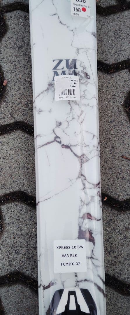 新品24 ZUMA 158 白系フリースタイルスキー　LOOKビンディング付き