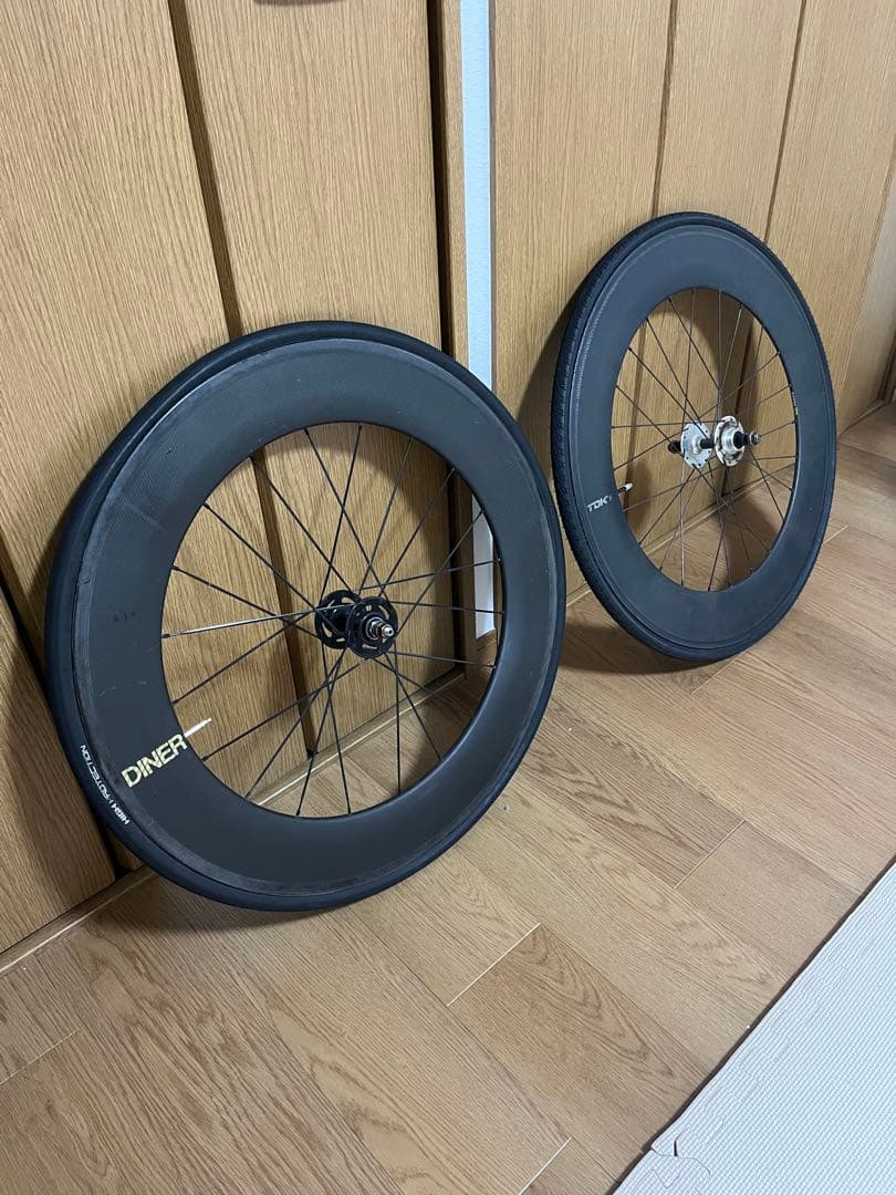 ピストバイク　80mmカーボンホイール　フロントリアセット　セット売り不可