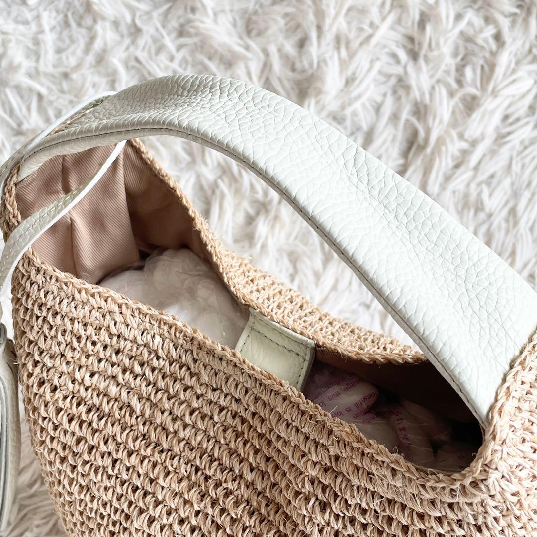 未使用級 ヴィオラドーロ 2WAYワンショルダーバッグ かごバッグ タッセル 白