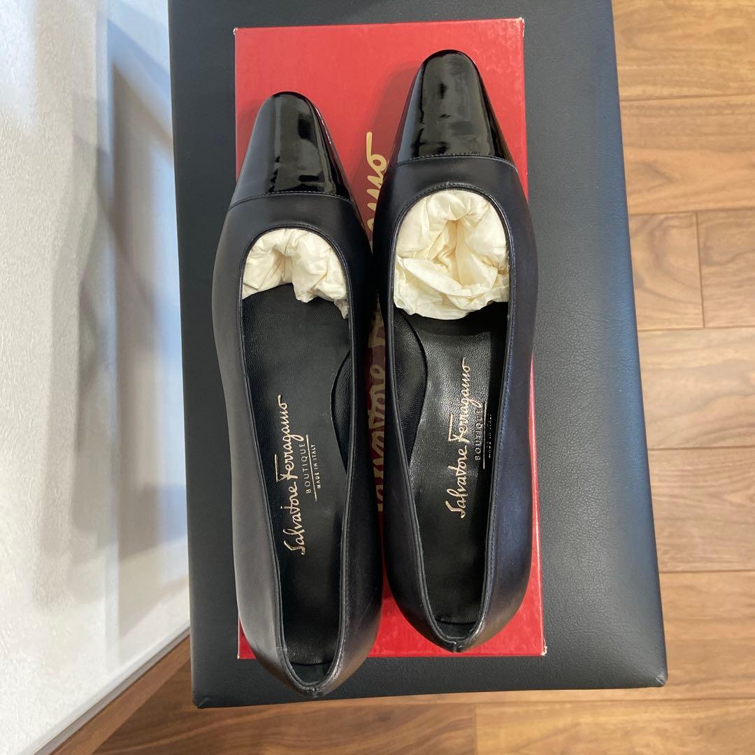 靴 Salvatore Ferragamo