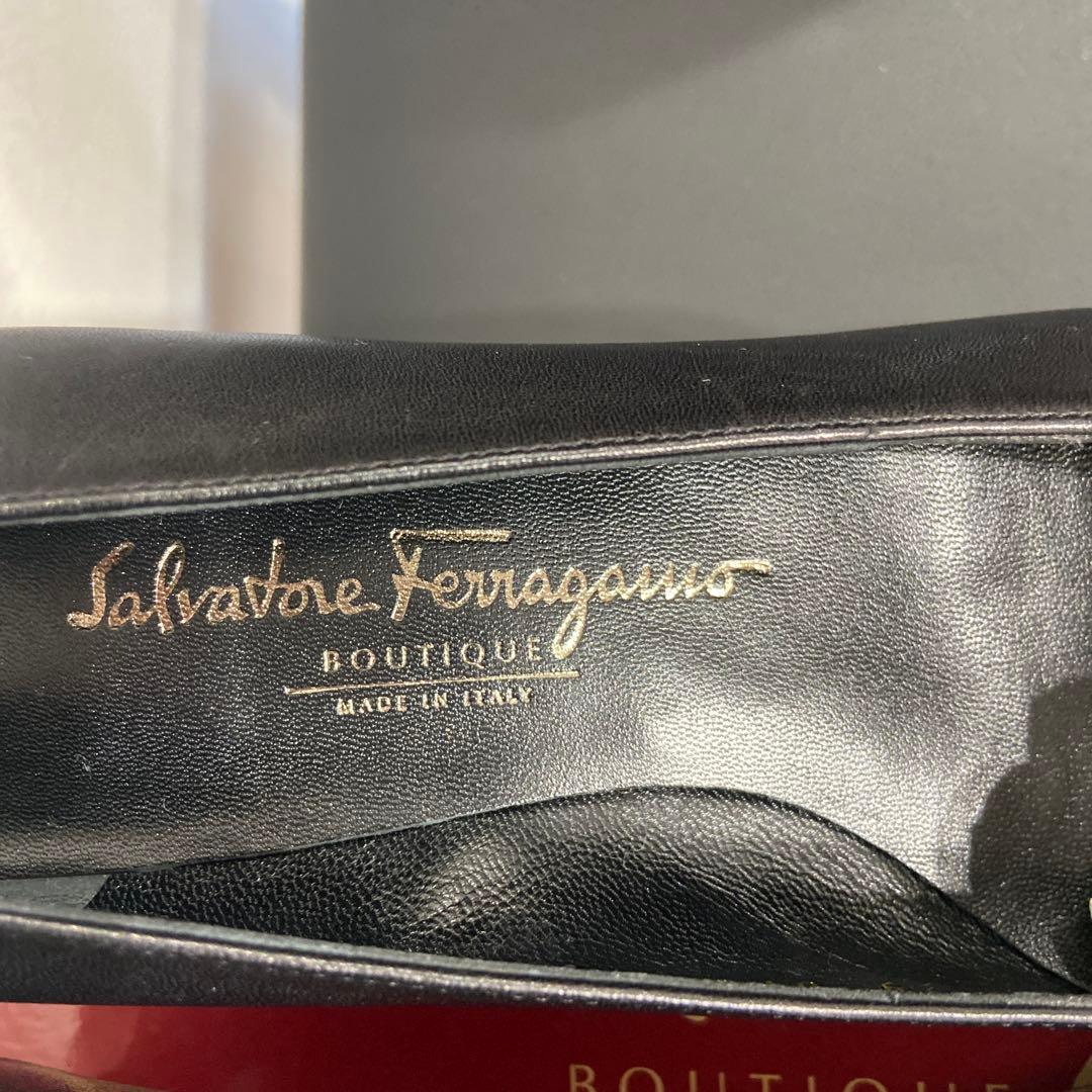 靴 Salvatore Ferragamo