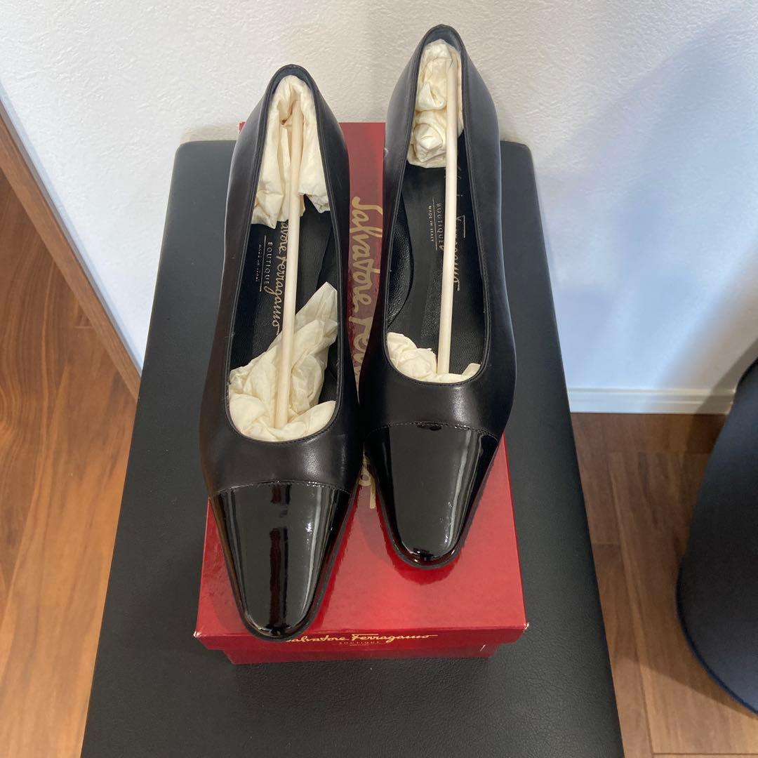 靴 Salvatore Ferragamo