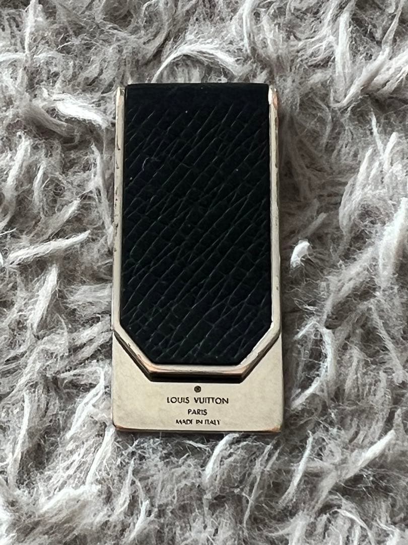 Louis Vuitton タイガ パンス ア ビエ ネオ マネークリップ