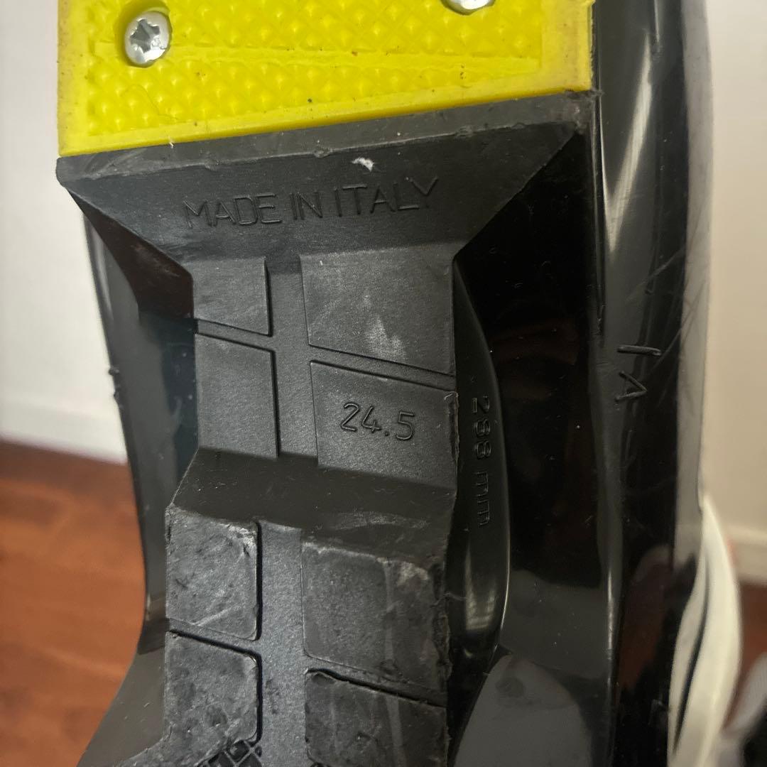 Fischer スキーブーツ　SOMA　VACUUM　RC4　130　24.5