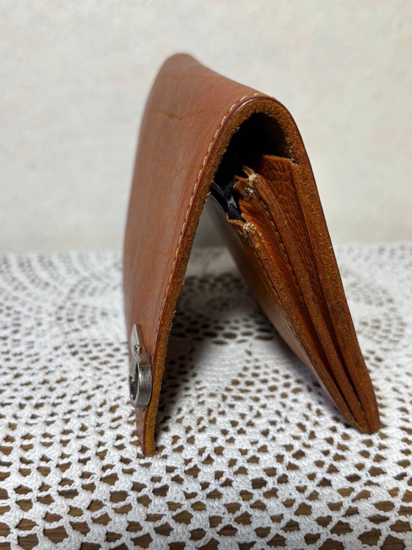 ISAMU KATAYAMA BACKLASH レザーウォレット バイソン