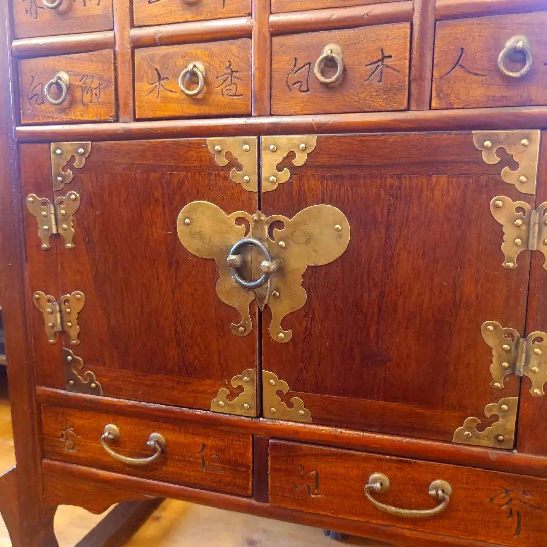 u*4様 アジアンスタイル　薬箪笥　木製収納家具　アンティーク