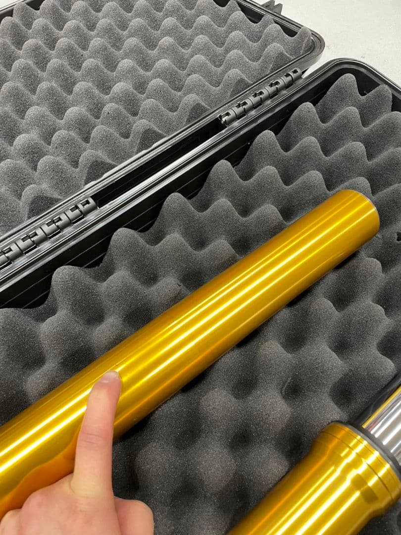 Z900RS SE純正フロントフォーク ボトム108mm