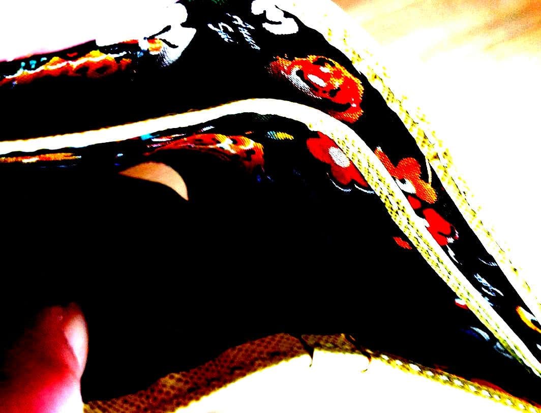 新品【ANNA SUI アナスイ】二つ折り財布 イエロー レザー