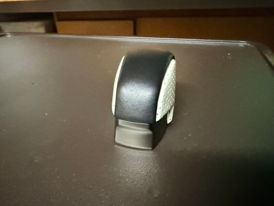 シンクデザイン ホワイトレザーインテリアシフトノブ NX250/350/450用