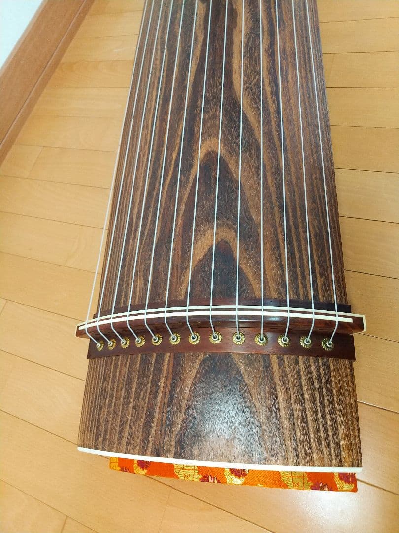 【user_086757c9】金蒔絵入り 高級 和琴 お琴 13弦琴 お筝