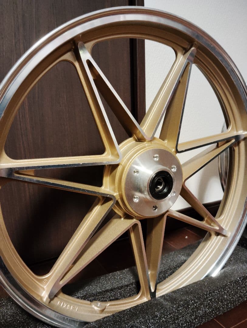 GS400セブンスターキャスト社外　ゴールド ホイール　GSX400E
