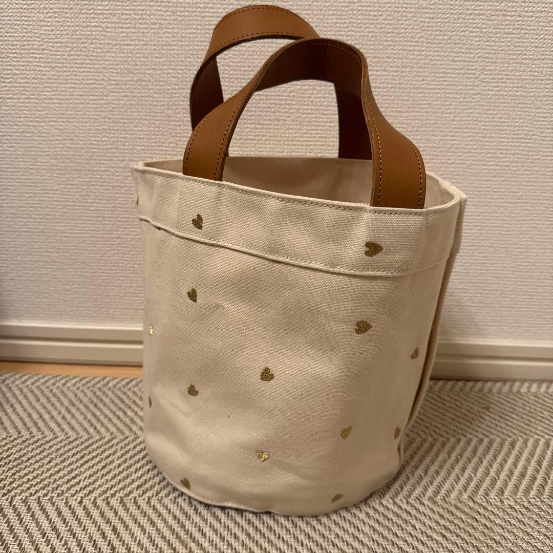 LUDLOW ハート刺繍キャンバストートバッグ　Lサイズ