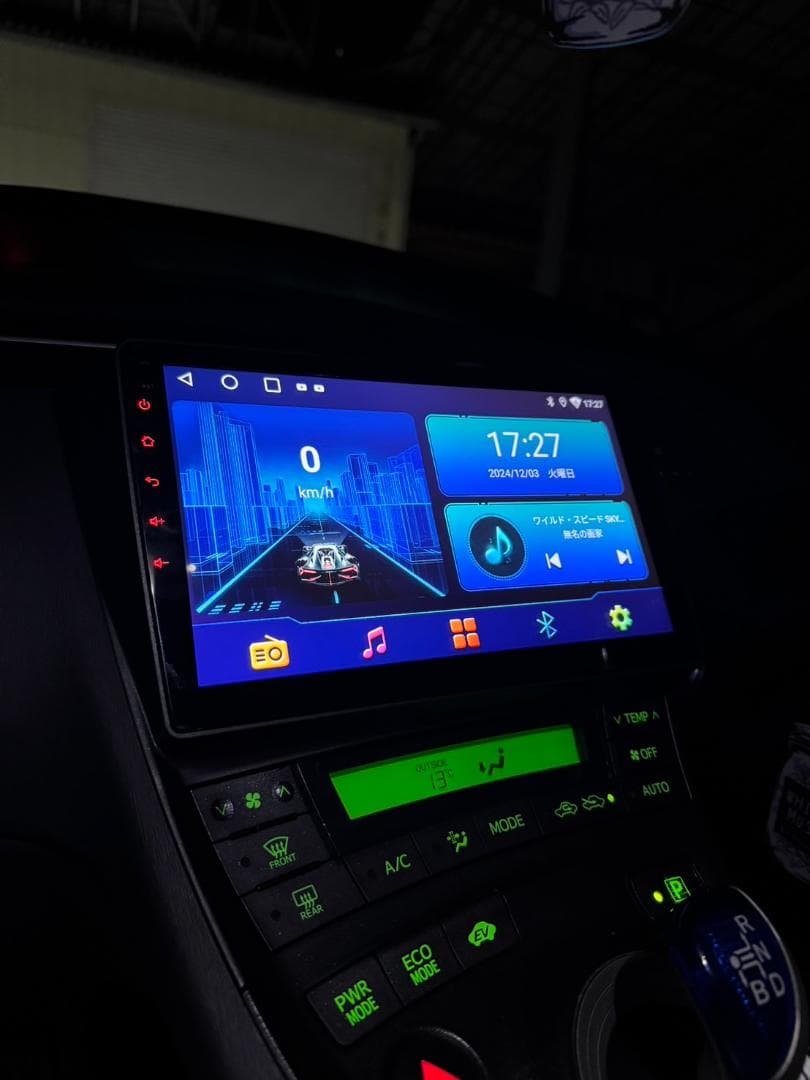 トヨタ　プリウス　カーナビ　androidナビ　フレーム付き　バックカメラ