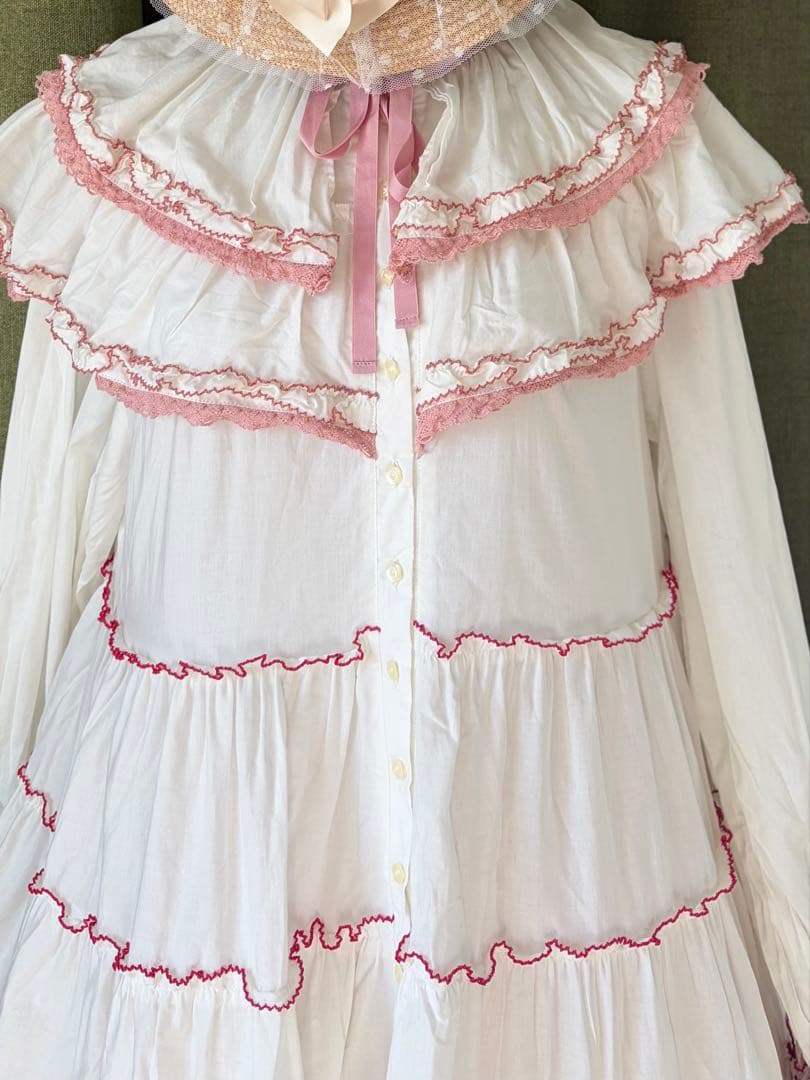 PINK HOUSE alcali グラデーションピッコト刺繍フリルワンピ