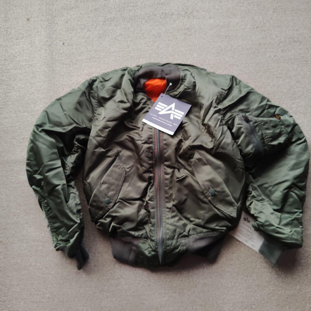 I*a様 変色無し アメリカ製 アルファМA-1 ALPHA タグ付き未使用　S