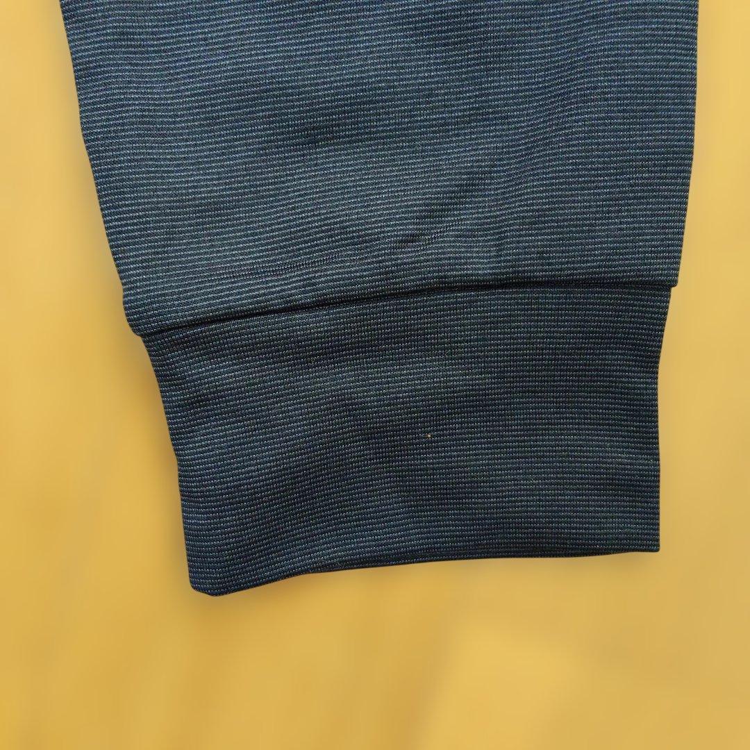 新品and per se 濃紺モックネックシャツ