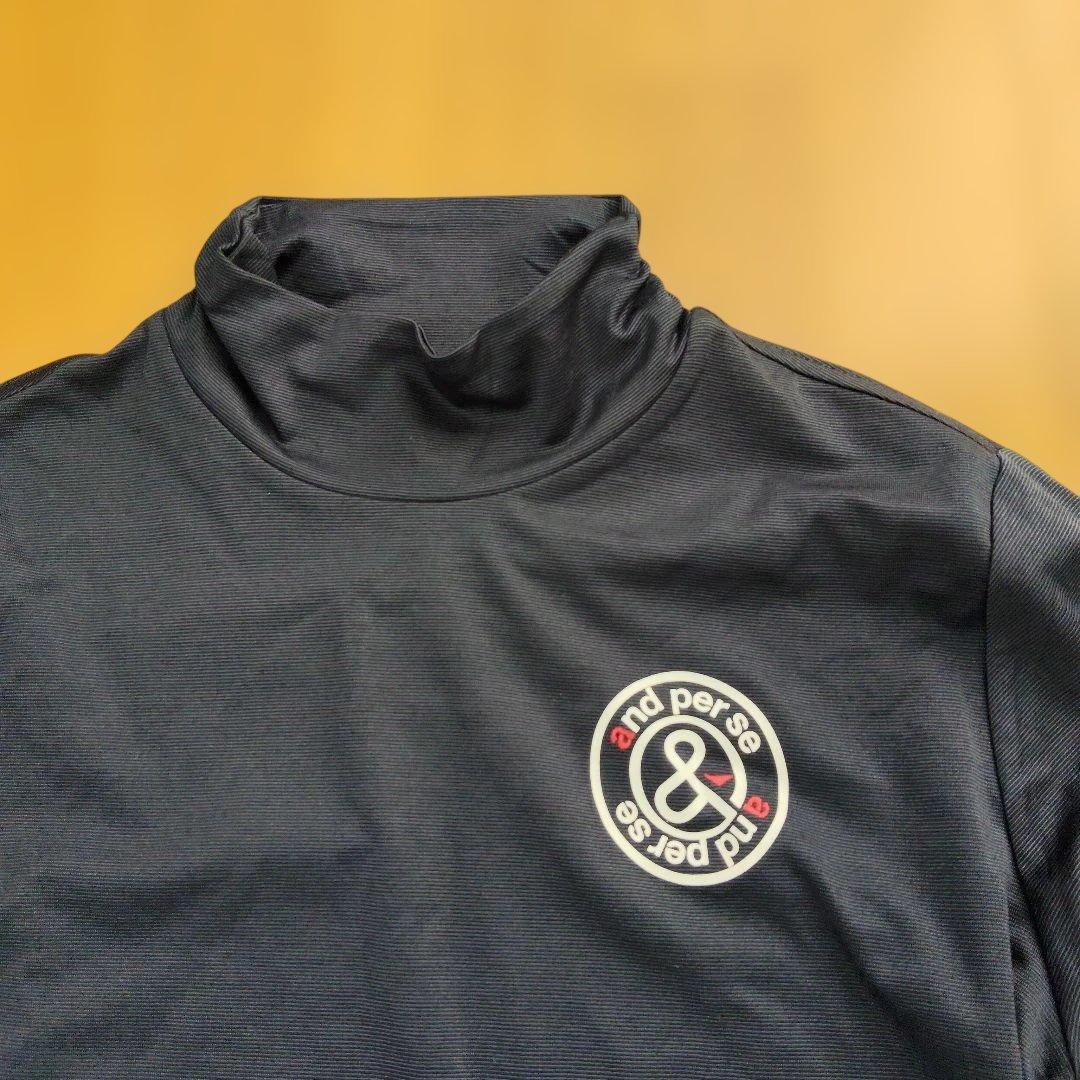 新品and per se 濃紺モックネックシャツ