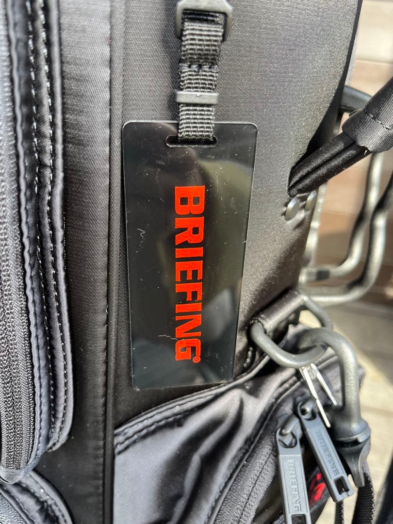 新品未使用　BRIEFING ゴルフバッグ ブラック アイアンカバー付