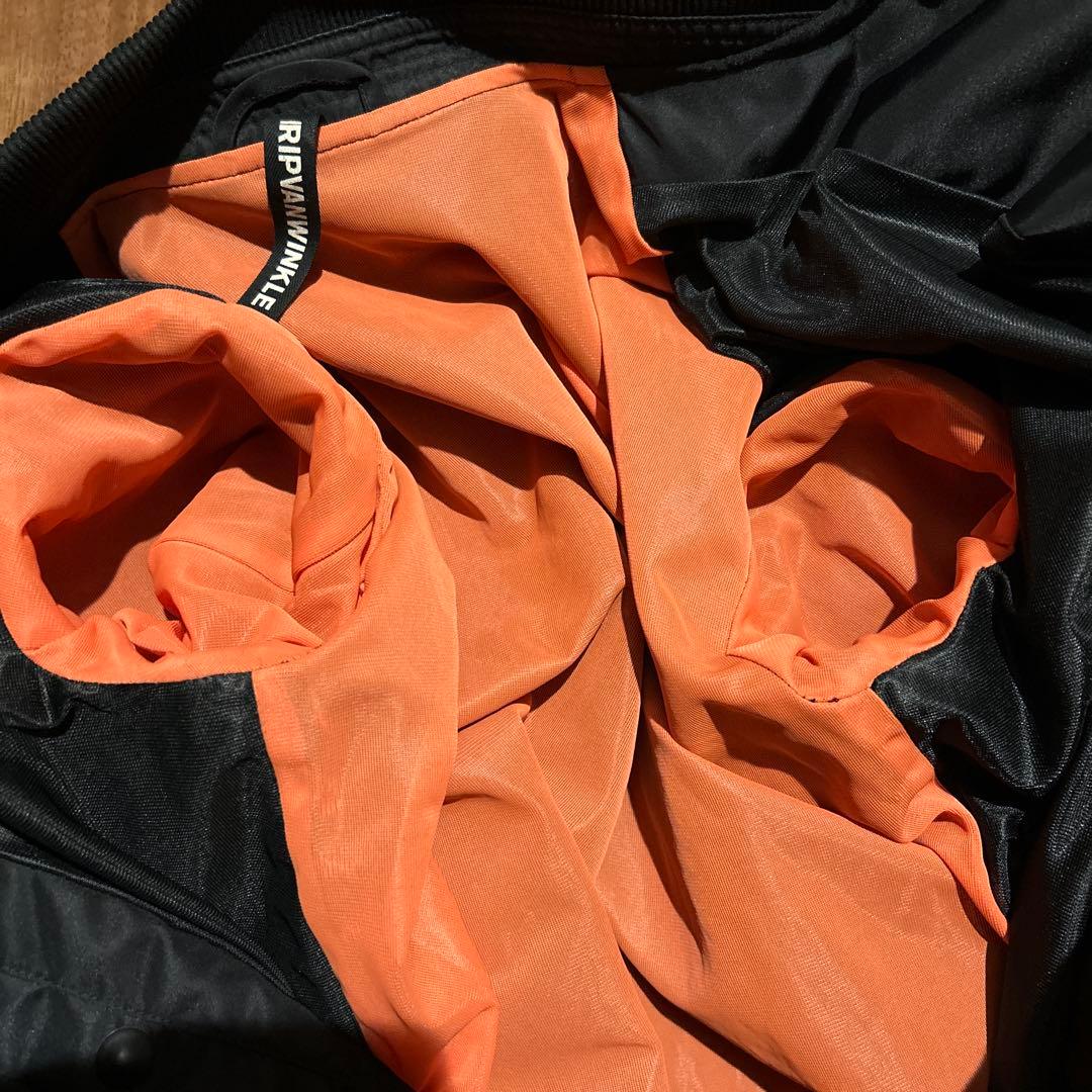 美品 RIPVANWINKLE MA-1 フライトジャケット　ブラック