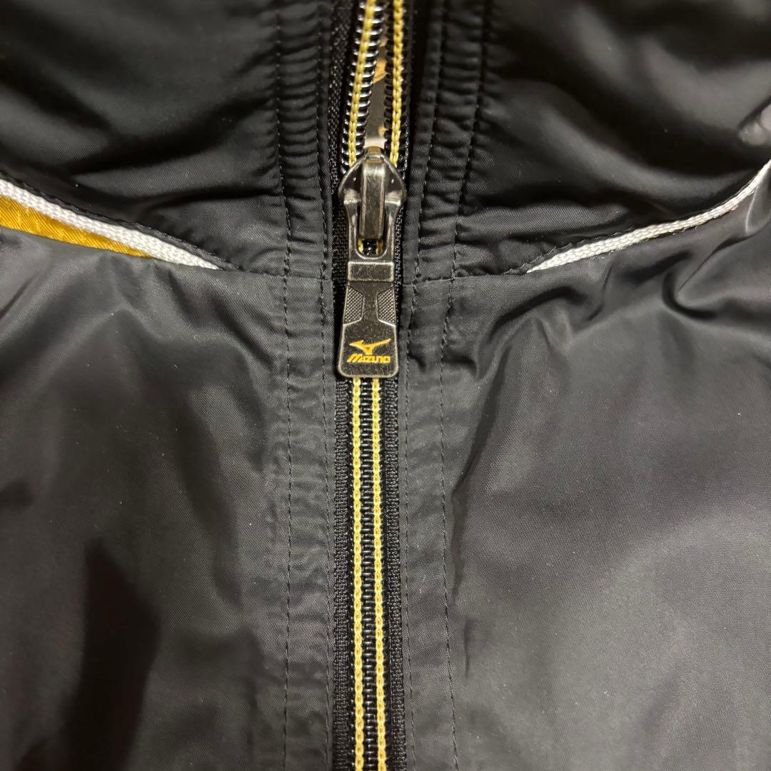ミズノプロ mizuno proウインドブレーカー　O （XL）サイズ 黒×金