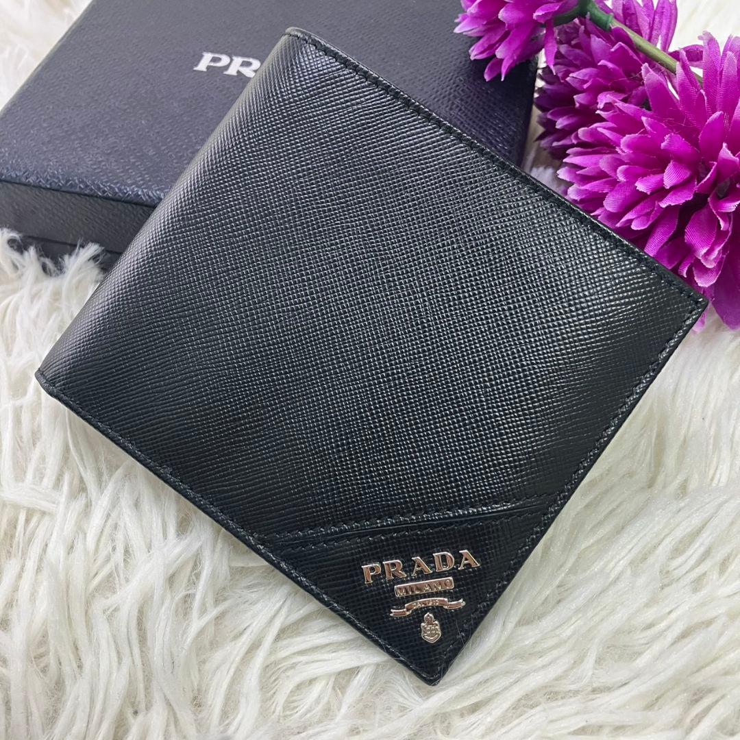 【未使用級】プラダPRADA 二つ折り財布 SAFFIANO L 黒