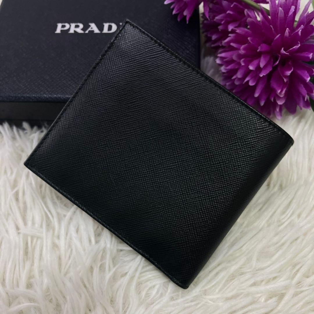 【未使用級】プラダPRADA 二つ折り財布 SAFFIANO L 黒