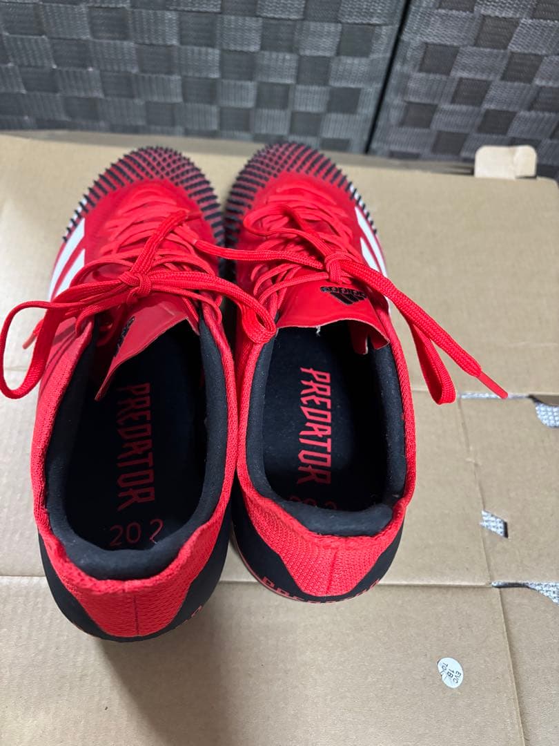 adidas レッド サッカーシューズ スパイク