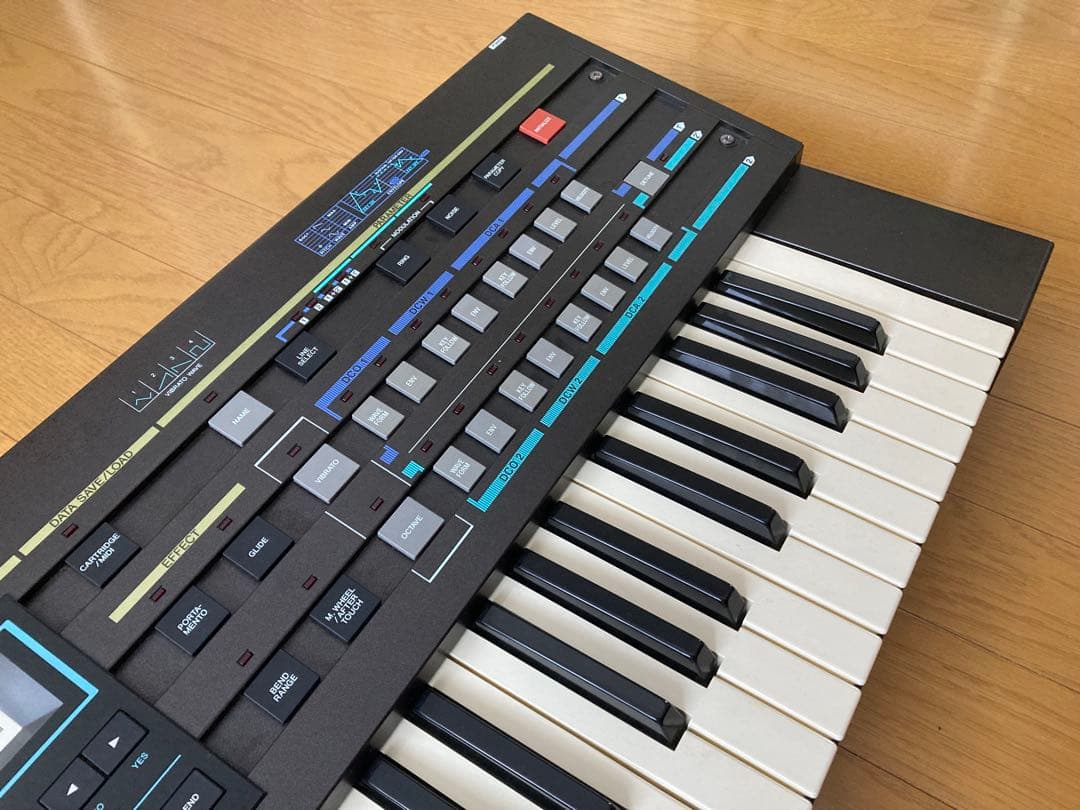 「修理必要」CASIO CZ-1 シンセサイザー