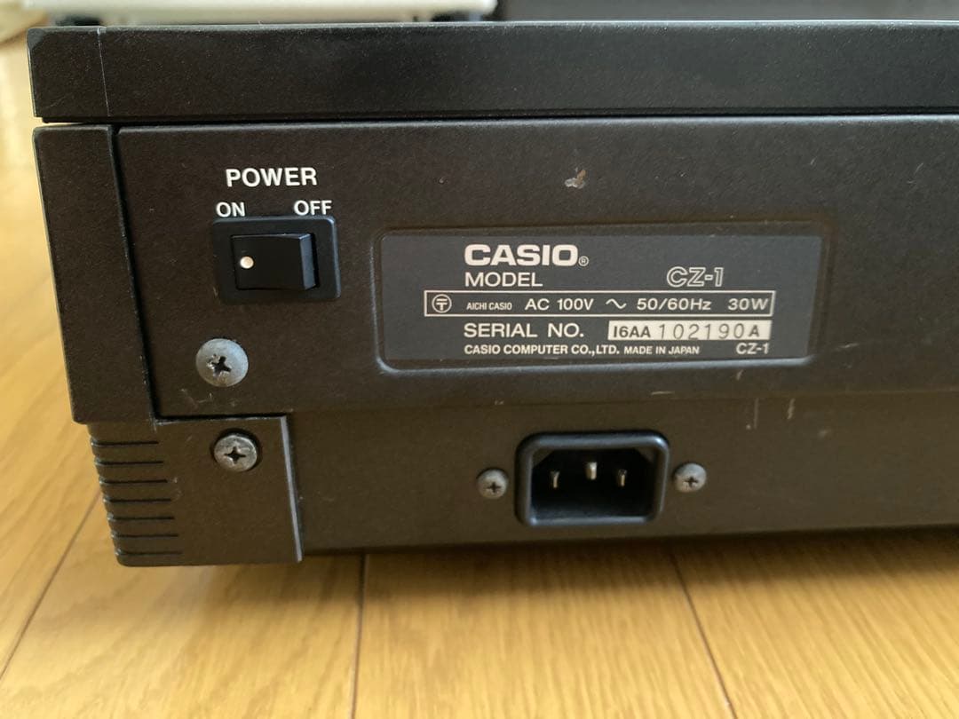 「修理必要」CASIO CZ-1 シンセサイザー