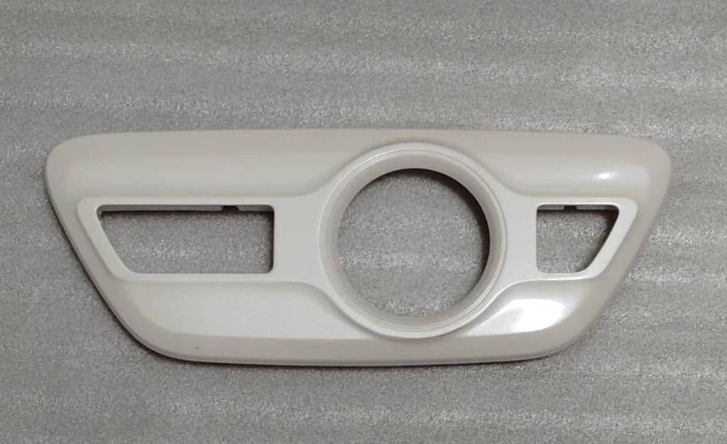 【美品】トヨタ 50 プリウス 純正 シフト ＆ コンソール パネル 3点セット