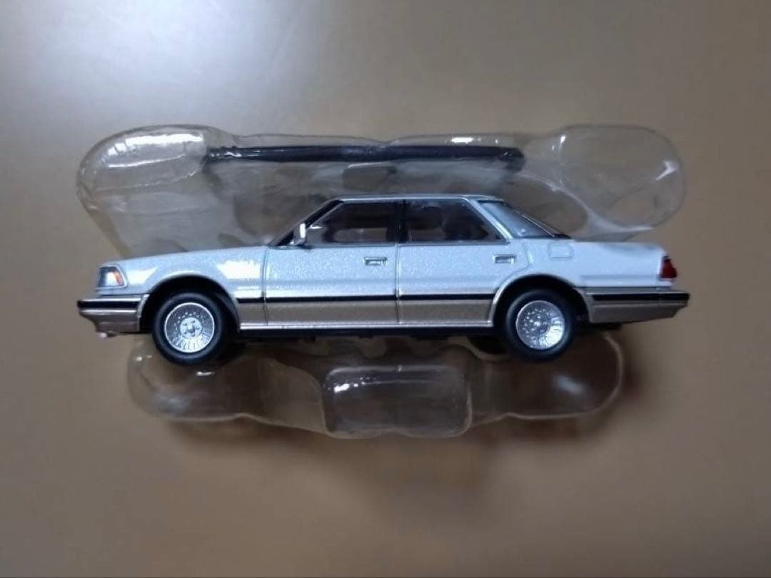 TOMYTEC トヨタ クラウン トミカリミテッド ヴィンテージネオ