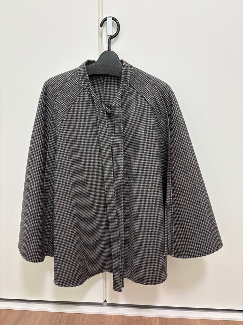 OHGA BOWTIE PONCHO 未使用に近い
