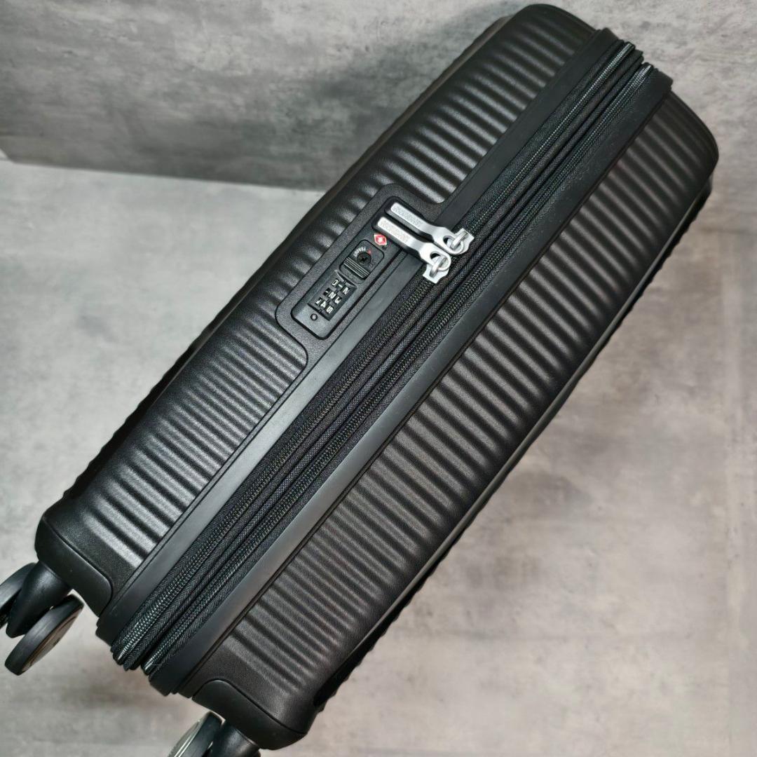 【極美品】アメリカンツーリスター サウンドボックス スピナー キャリーケース S