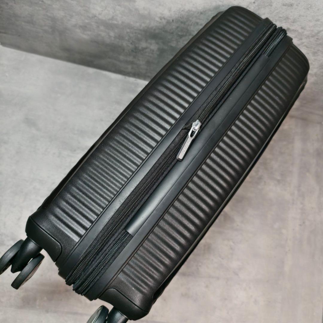 【極美品】アメリカンツーリスター サウンドボックス スピナー キャリーケース S