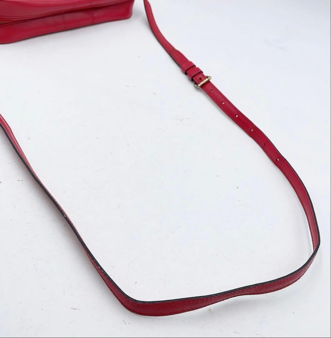 エピレザー 赤 メッセンジャーバッグ