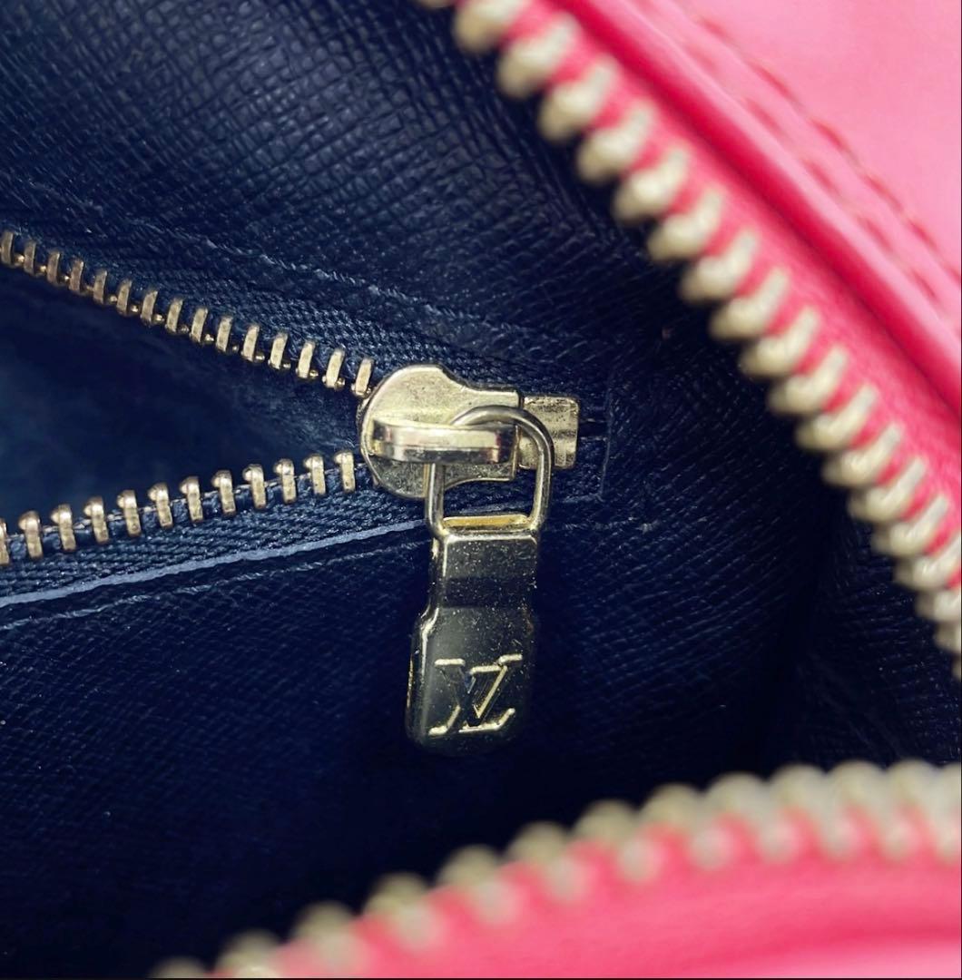 エピレザー 赤 メッセンジャーバッグ