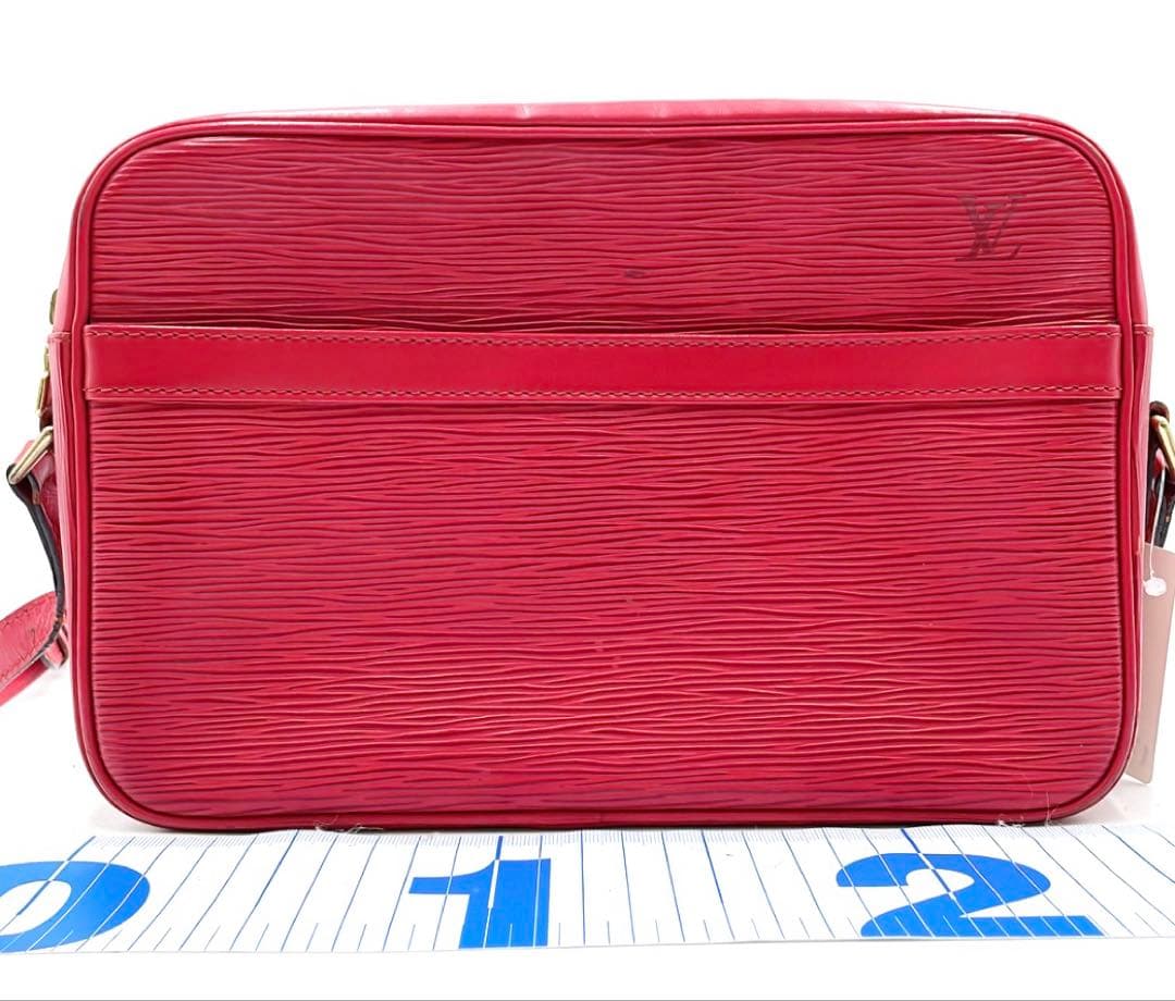 エピレザー 赤 メッセンジャーバッグ