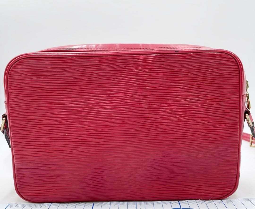 エピレザー 赤 メッセンジャーバッグ